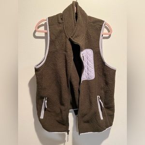 Women’s Sherpa vest
